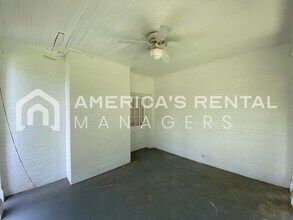 2205 Country Club Dr in Montgomery, AL - Building Photo - Building Photo
