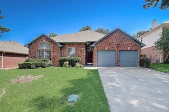 4713 Portrait Ln in Plano, TX - Foto de edificio - Building Photo