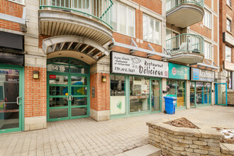 5665 De La Côte-Des-Neiges Ch in Montréal, QC - Building Photo - Building Photo