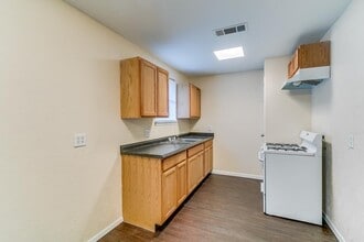 743 Knob Hollow St in Channelview, TX - Building Photo - Building Photo
