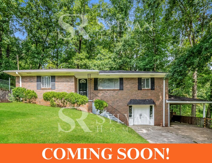 904 Sherwood Forest Dr in Birmingham, AL - Building Photo