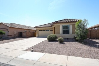 24755 W Dove Trail in Buckeye, AZ - Building Photo - Building Photo