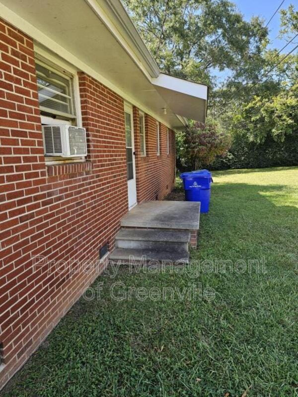 9 Eisenhower Dr in Greenville, SC - Building Photo - Building Photo