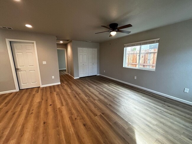 130 N Washington St in Lodi, CA - Building Photo - Building Photo