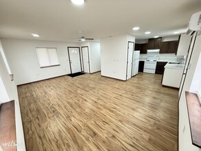 71 Kinne Ln in Selah, WA - Building Photo - Building Photo