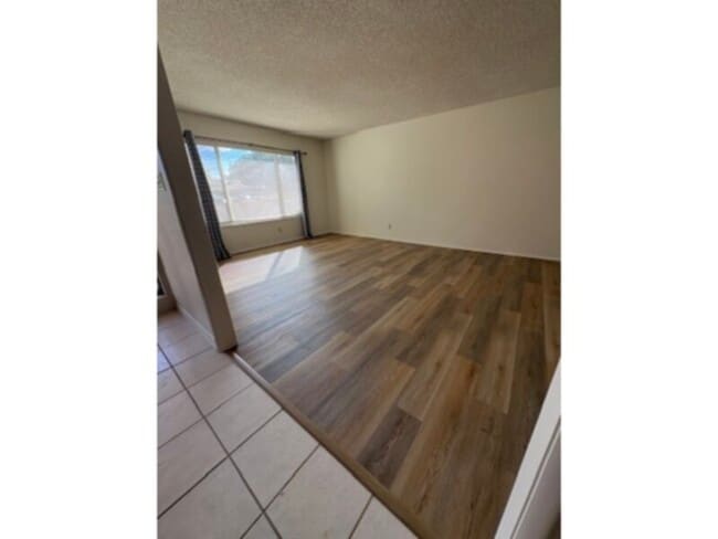 1350 W Magill Ave in Fresno, CA - Building Photo - Building Photo