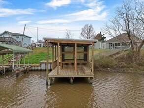 5317 County Rd 868 E in Brazoria, TX - Building Photo - Building Photo
