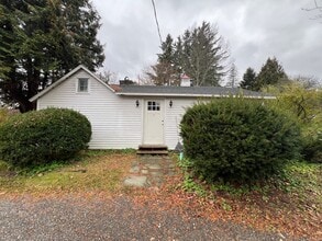 826 Dryden Rd in Ithaca, NY - Building Photo - Building Photo