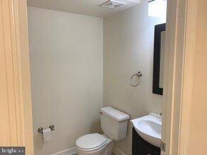 4372 Thomas Brigade Ln in Fairfax, VA - Building Photo - Building Photo