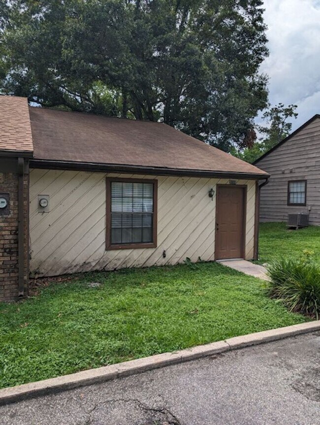 property at 2035 Continental Ave