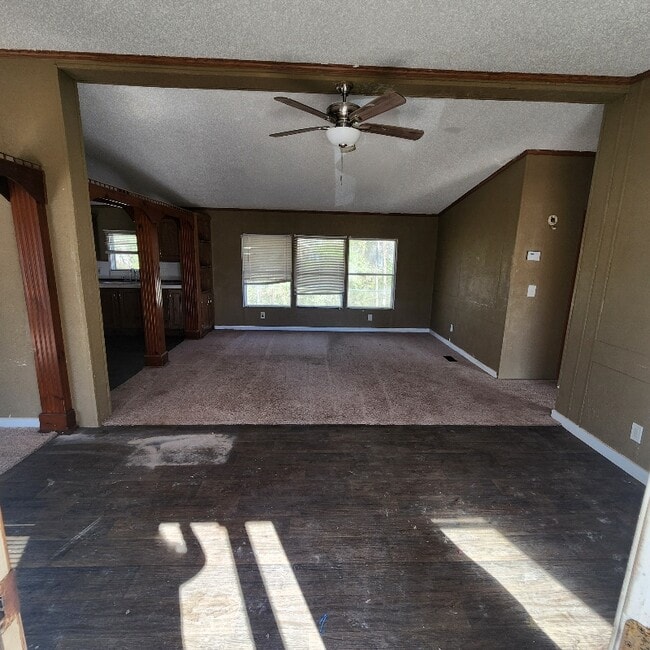 15271 Country W Dr in Conroe, TX - Building Photo - Building Photo