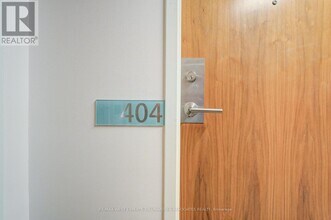 170-170 Fort York Blvd in Toronto, ON - Building Photo - Building Photo