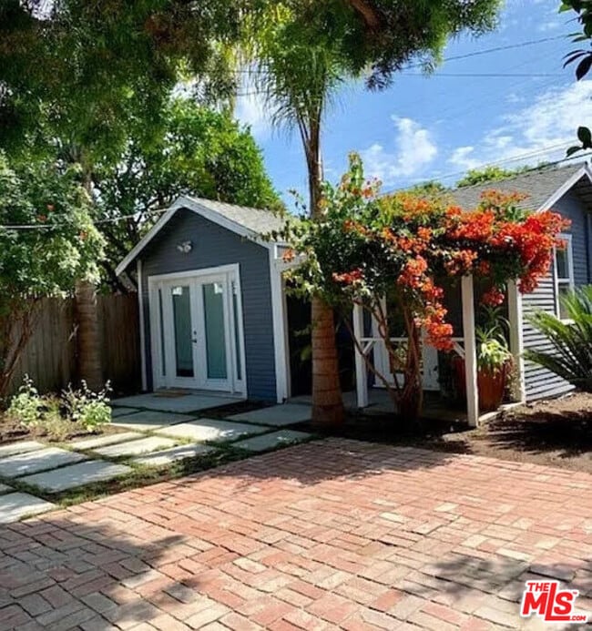 property at 4136 McConnell Blvd