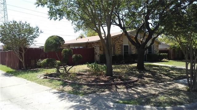 1900 Apple Valley Rd in Plano, TX - Building Photo - Building Photo