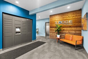 Lodge at Madrona Ridge in Tacoma, WA - Building Photo