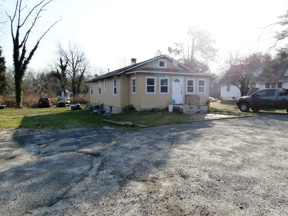 514-522 White Horse Pike in Atco, NJ - Building Photo