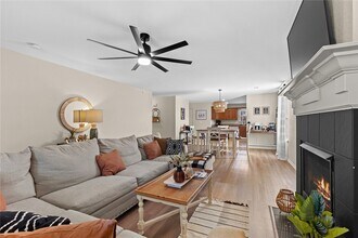 4462 W Alberta St in Fayetteville, AR - Building Photo - Building Photo