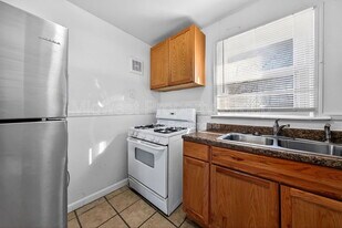 334 Mueller Ave in Ferguson, MO - Building Photo