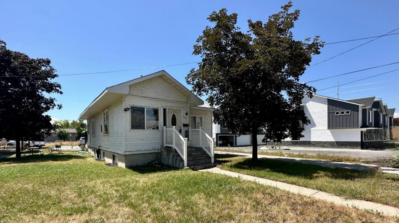 544 W 200 S in Logan, UT - Building Photo
