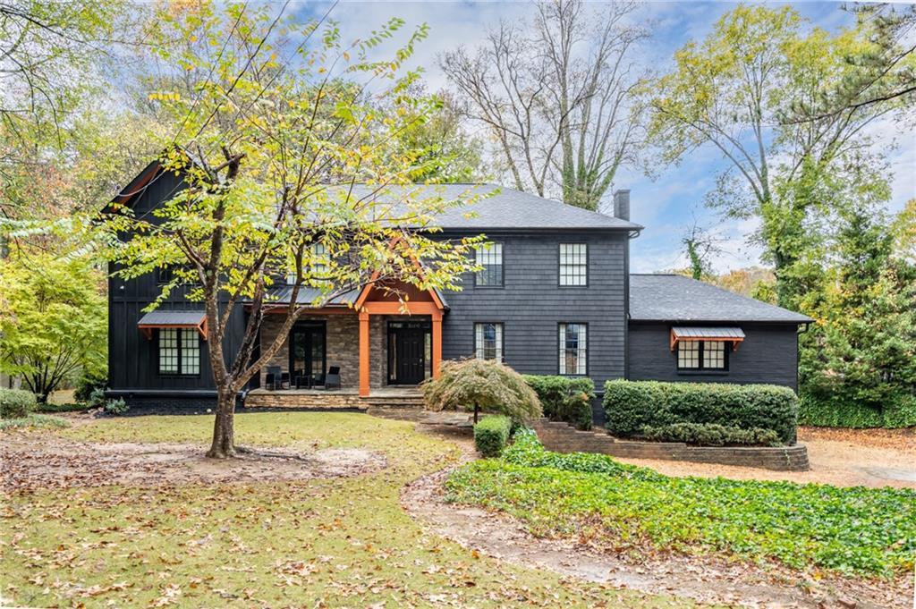 1219 Moores Mill Rd NW in Atlanta, GA - Building Photo