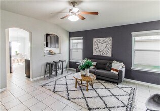 18319 Bandelier Dr in Pflugerville, TX - Building Photo - Building Photo