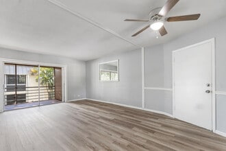 10821 N Military Trl in West Palm Beach, FL - Building Photo - Building Photo