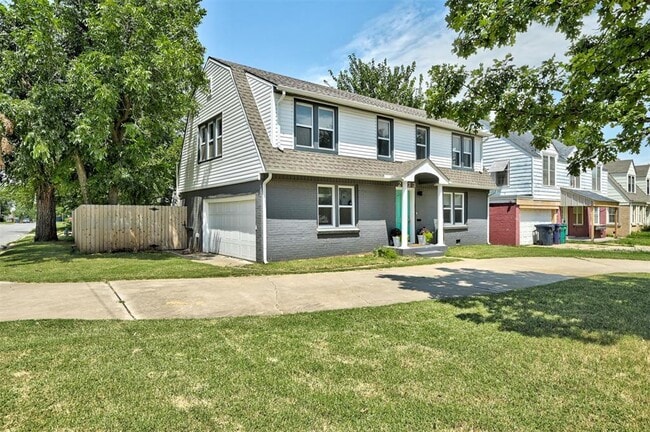 2433 NW 18th St in Oklahoma City, OK - Building Photo - Building Photo