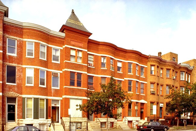 2516-2520 N Charles St in Baltimore, MD - Building Photo - Building Photo