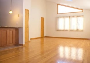 185 Main St in Cliffside Park, NJ - Building Photo - Building Photo