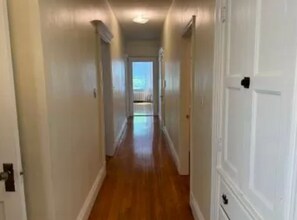 24 Euston St, Unit 6 in Brookline, MA - Building Photo - Building Photo