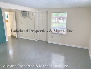 1030 Lakewood Ct-Unit -#5 in Lakeland, FL - Building Photo - Building Photo
