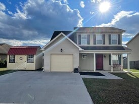 7717 Longshanks Rd in Corryton, TN - Building Photo