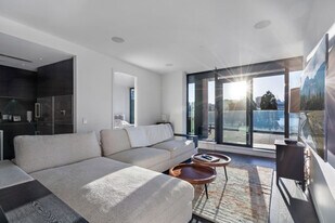 1601 Quebec St in Vancouver, BC - Building Photo