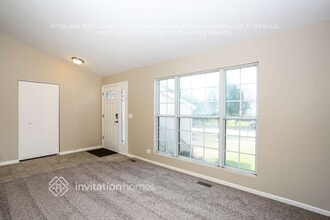 484 Columbine Ln in Bolingbrook, IL - Foto de edificio - Building Photo