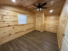 4242 State Hwy 64 in Henderson, TX - Building Photo - Building Photo