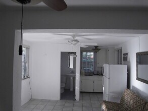 1228 Trail Terrace Dr in Naples, FL - Building Photo - Building Photo