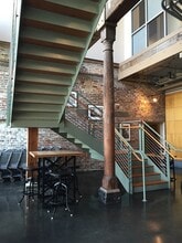 920 Poeyfarre St, Unit 211 in New Orleans, LA - Building Photo - Building Photo
