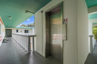 1857 Jefferson St in Hollywood, FL - Building Photo - Building Photo