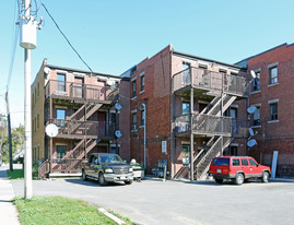 1522-1536 King St E Apartments