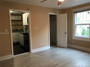 120 NE 1st Ave-Unit -3 in Delray Beach, FL - Building Photo - Building Photo