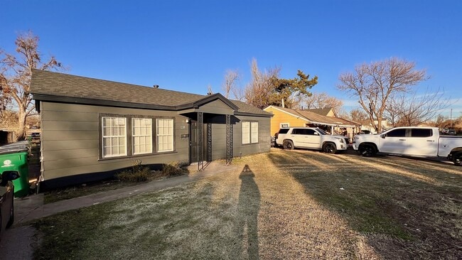 2333 SW 38th St in Oklahoma City, OK - Building Photo - Building Photo