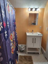 2823 11th Ave S, Unit Upper Duplex in Minneapolis, MN - Building Photo