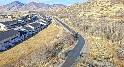 4877 Heartwood Rd in Mapleton, UT - Building Photo - Building Photo