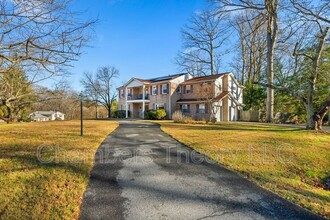 8017 Carita Ct in Bethesda, MD - Building Photo - Building Photo