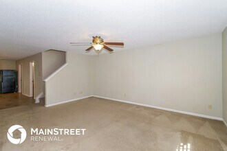 2031 Bridlewood Dr in Franklin, IN - Building Photo - Building Photo