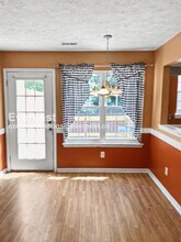 1648 Skiffes Creek Cir in Williamsburg, VA - Foto de edificio - Building Photo