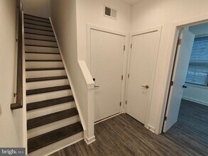 3129 Beachview Ln in Philadelphia, PA - Building Photo - Building Photo