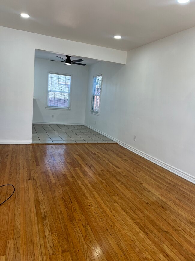 3551 W Manchester Blvd in Inglewood, CA - Building Photo - Building Photo