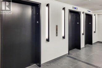 1 Jarvis St in Hamilton, ON - Building Photo - Building Photo