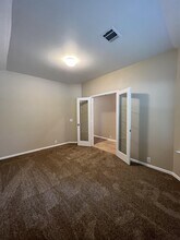9411 Massaro St in San Antonio, TX - Foto de edificio - Building Photo